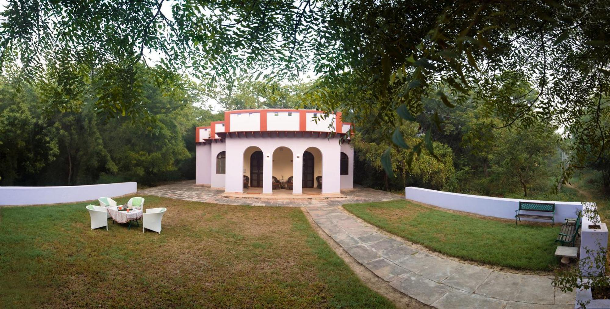 Mela Kothi - The Chambal Safari Lodge Bāh エクステリア 写真